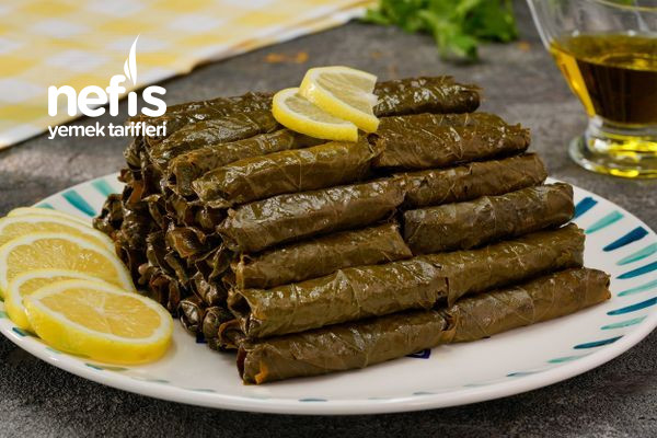 Zeytinyağlı Yaprak Sarma Nasıl Yapılır?