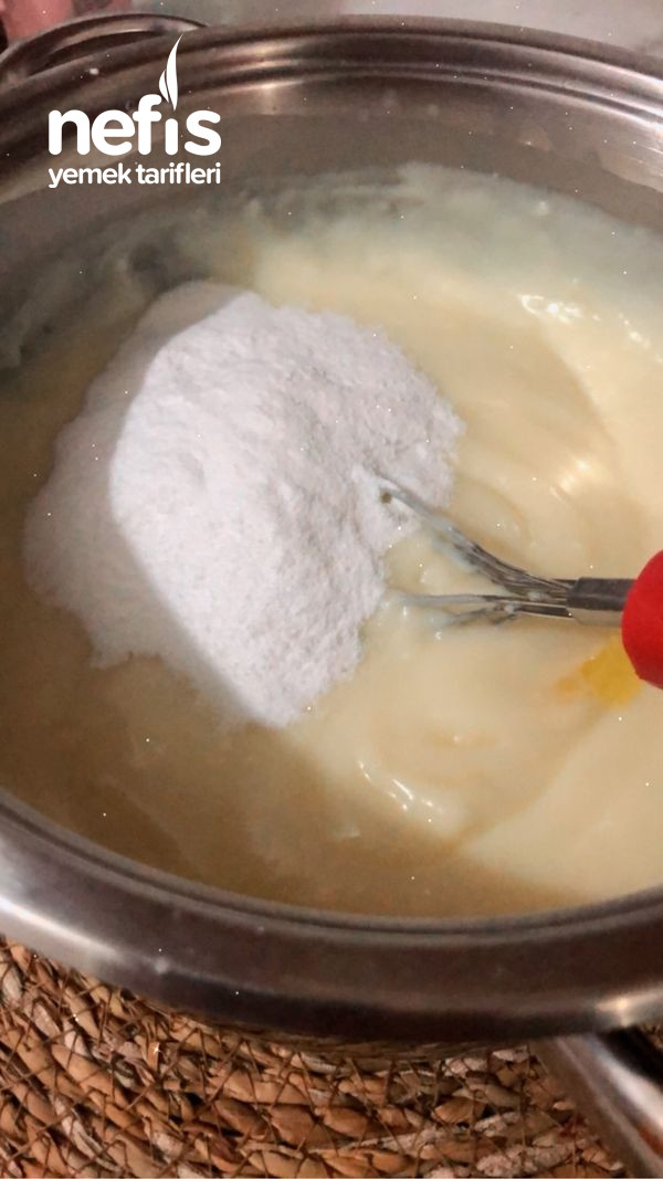 Muzlu Malaga Pastası (Borcamda En Pratiğinden Enfes Malaga Pastası