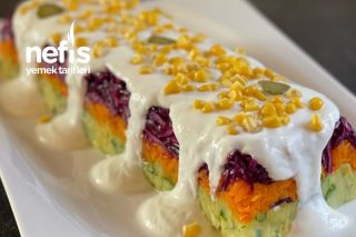 Kek Kalıbında Renkli Salata Tarifi