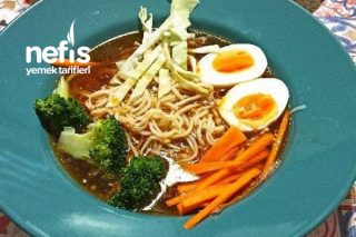 Ramen (Sulu Japon Eriştesi) Tarifi