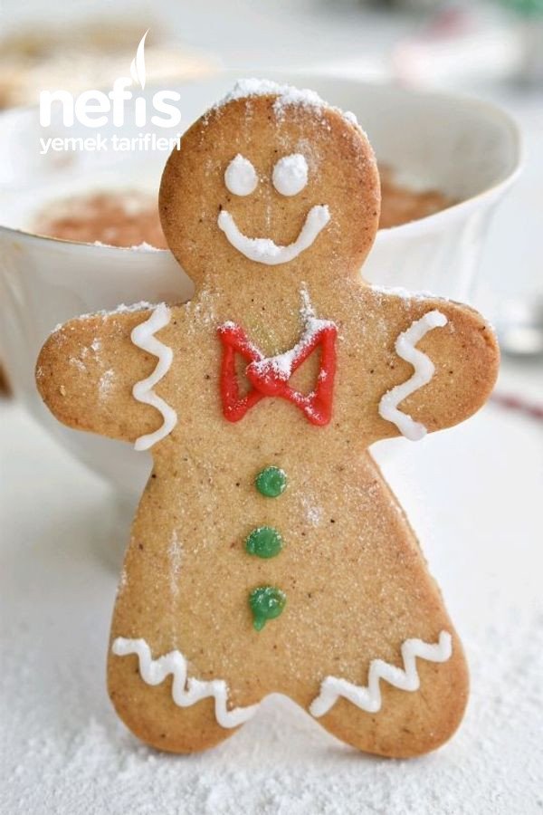 Zencefilli Kurabiye (Gingerbread Cookies Yayılmayan Tam Kıvamında)