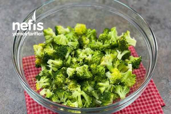 Brokoli Salatası Nasıl Yapılır Videosu-1318251-131248