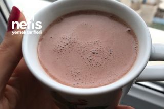 (Ev Yapımı Bol Köpüklü Sıcak Çikolata) Homemade Hot Chocolate Tarifi