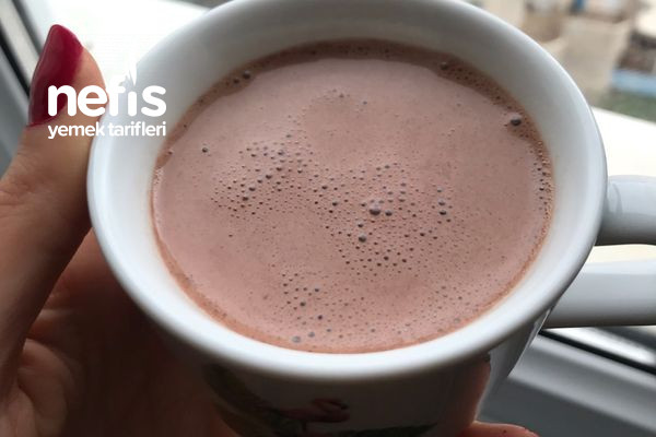 (Ev Yapımı Bol Köpüklü Sıcak Çikolata) Homemade Hot Chocolate