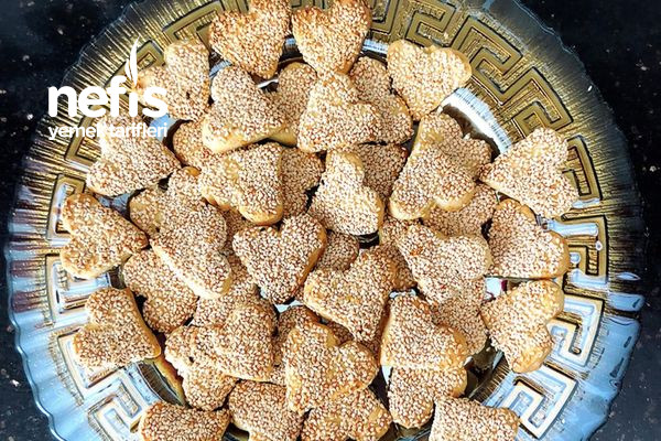 bol-susamli-tuzlu-kurabiyeasiri-lezzetli.jpg