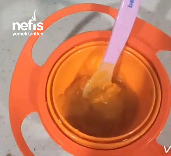 Ek Gıdaya Geçen 6+ Aylık Bebeklere Balkabaklı Havuçlu Çok Besleyici Püre (Videolu)