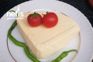 Mayasız Sirkesiz Doğal Peynir Yapımı (Videolu) Tarifi