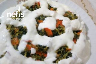 Yoğurtlu Kereviz Yaprağı Salatası Tarifi