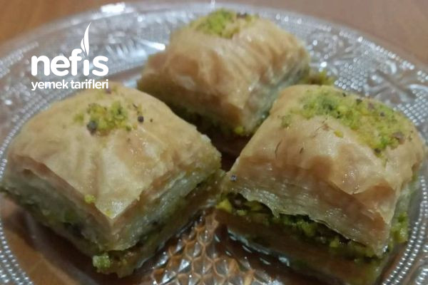 hazir-yufkayla-muhtesem-bir-baklava.jpg