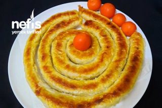 Kıymalı Kol Böreği (Sarıyer Böreği, Orjinal Tarif) Tarifi