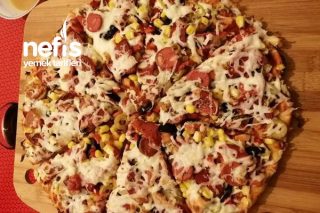 Pizza Tarifi (Bu Pizzalar Hazır Pizzalara Taş Çıkarır)