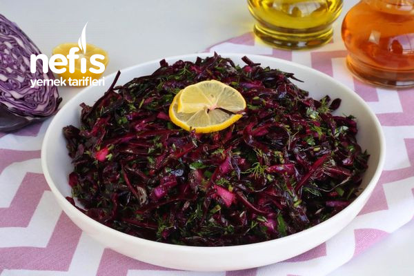 Turşu Tadında Mor Lahana Salatası Nasıl Yapılır?