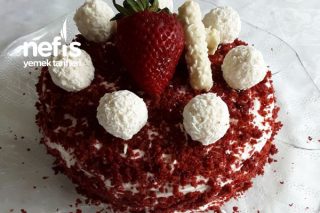 Çilekli Red Vellet Cake Tarifi