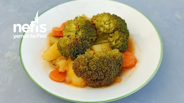 Brokoliyi Sevdiren Tarif! Zeytinyağlı Brokoli Yemeği (Videolu)