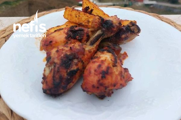 su-kullanmadan-yapilan-enfes-soslu-firin-tavuk.jpg