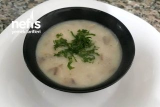 Kremalı Mantar Çorbası (Hazır Çorbalara Taş Çıkaracak Lezzette) Tarifi