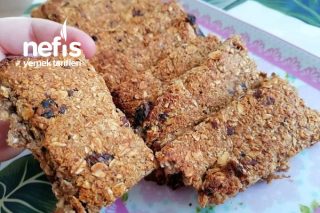 En Lezzetli Yulaflı Granola Bar Tarifi