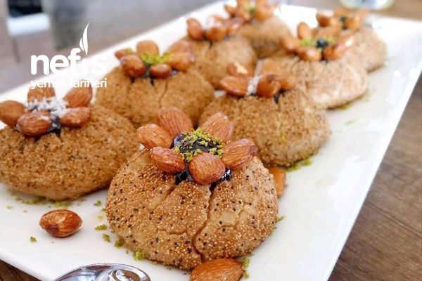 iki-renkli-hashasli-sultan-tatlisi.jpg
