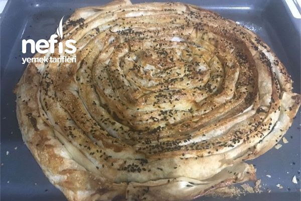 ispanakli-peynirli-borek.jpg