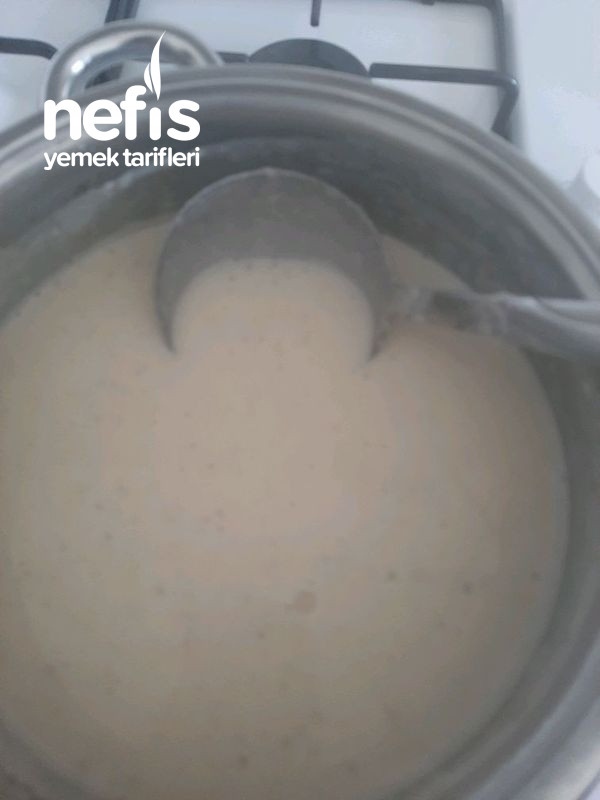 Kremalı Tadında Sütlü Soğan Çorbası