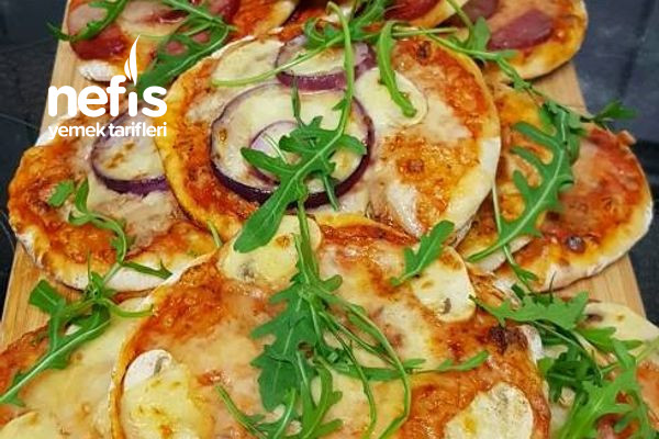 10 Numara Efsane Mini Pizza Tarifi