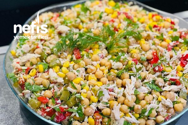 tavuklu-nohut-salatasi.jpg