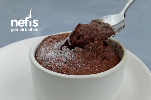 10 Dakikada Hazır! En Kolay Çikolatalı Sufle Tarifi (Videolu)