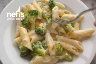 Brokoli Peynir Soslu Makarna Tarifi