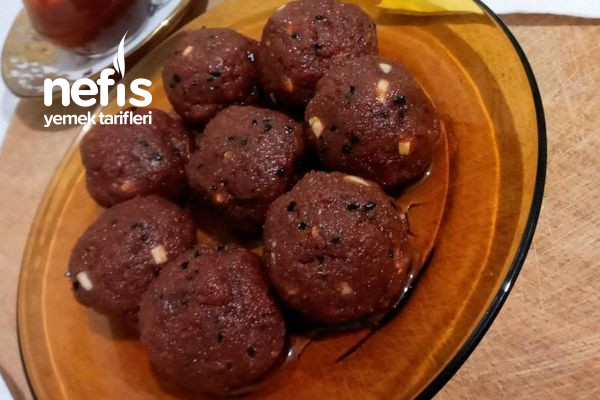 sofralarinizin-vazgecilmezi-olacak-bir-meze-muhammara.jpg