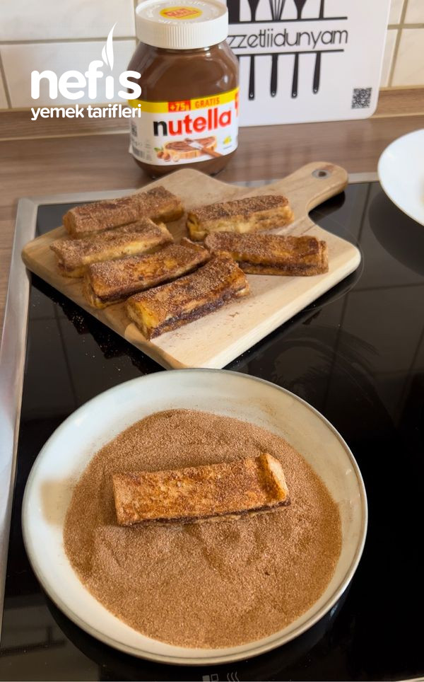 Kızarmış tosta Çokokrem Şöleni (French Toast)