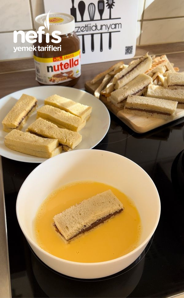 Kızarmış tosta Çokokrem Şöleni (French Toast)