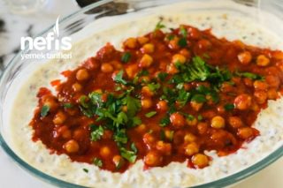 Nohut Sosuyla Yoğurtlu Mercimek/Bulgur Salatası Tarifi