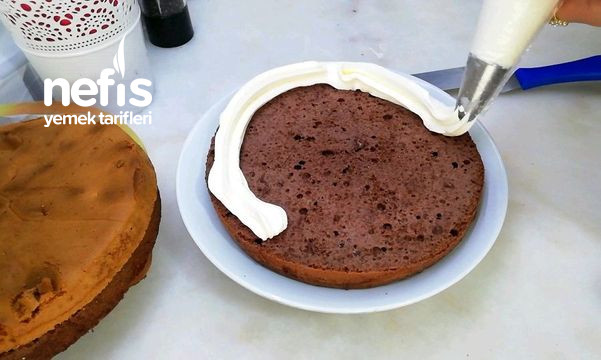 Hazır Kekten Yüksek Kat Pasta (Videolu)