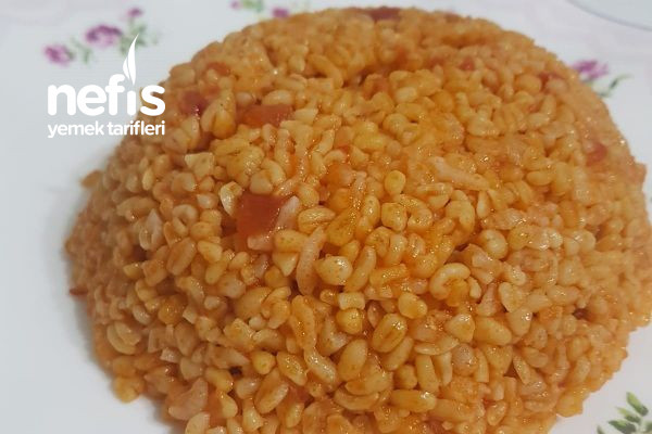 Domatesli Bulgur Pilavı