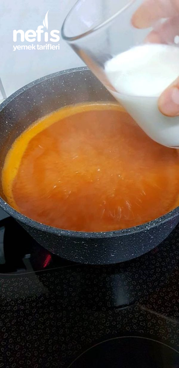 Domates Çorbası (Sütlü Nefismi Nefis)