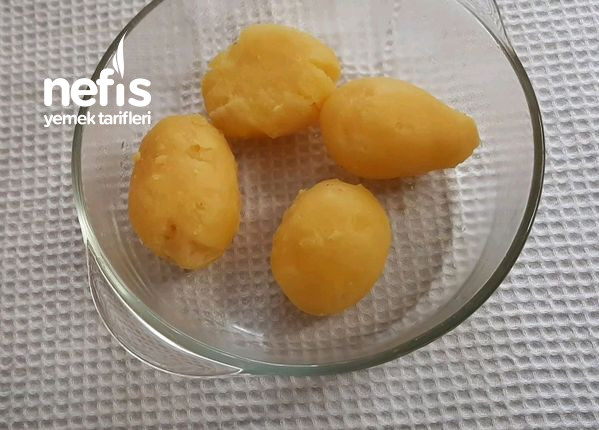 Enfes Baharatlı Çıtır Patates Tarifi