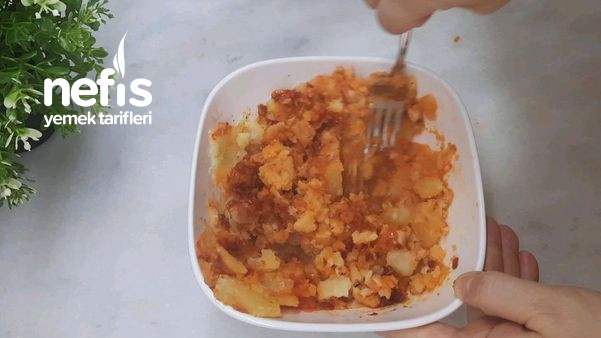 Tavada Patatesli Kırpık Böreği (Videolu)