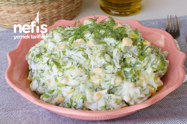 Yoğurtlu Marul Salatası (videolu)