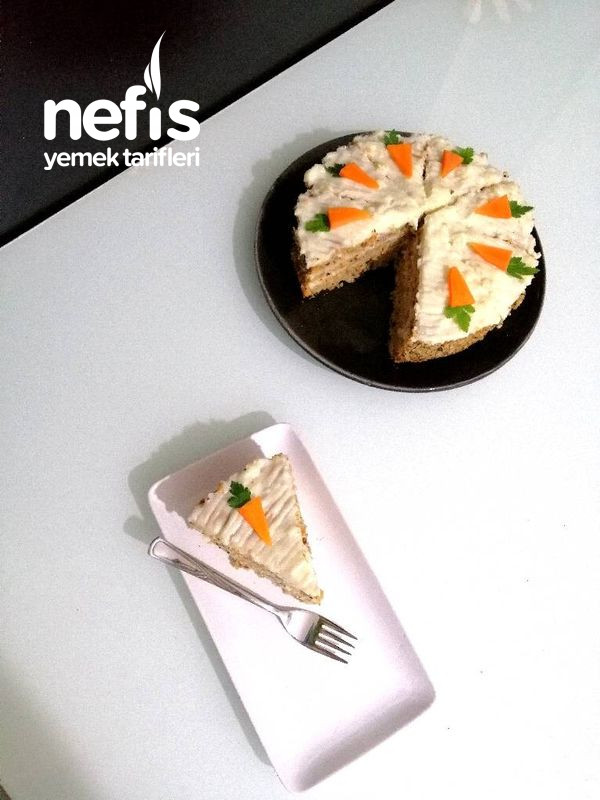 Starbucks Kremalı Havuçlu Kek (Carrot Cake)
