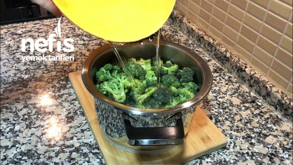 Artık Brokoliyi Seveceksiniz Brokoli Graten (Videolu)