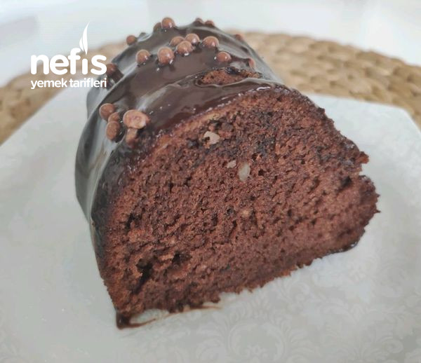 Püf Noktasıyla Kabardıkça Kabaran Çikolatalı Kek (Videolu)
