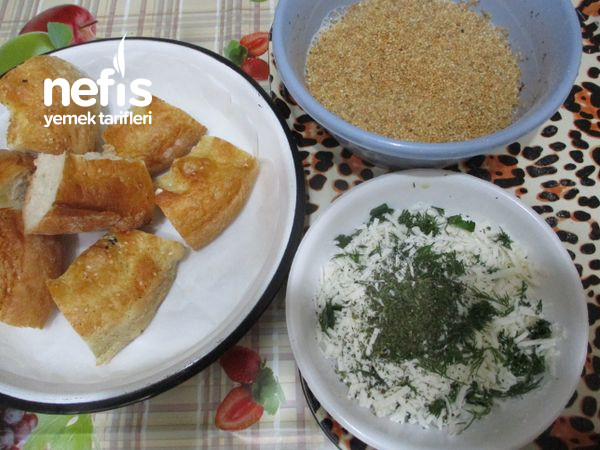Bayat Ramazan Pidesinden Peynirli Fırında Dolması