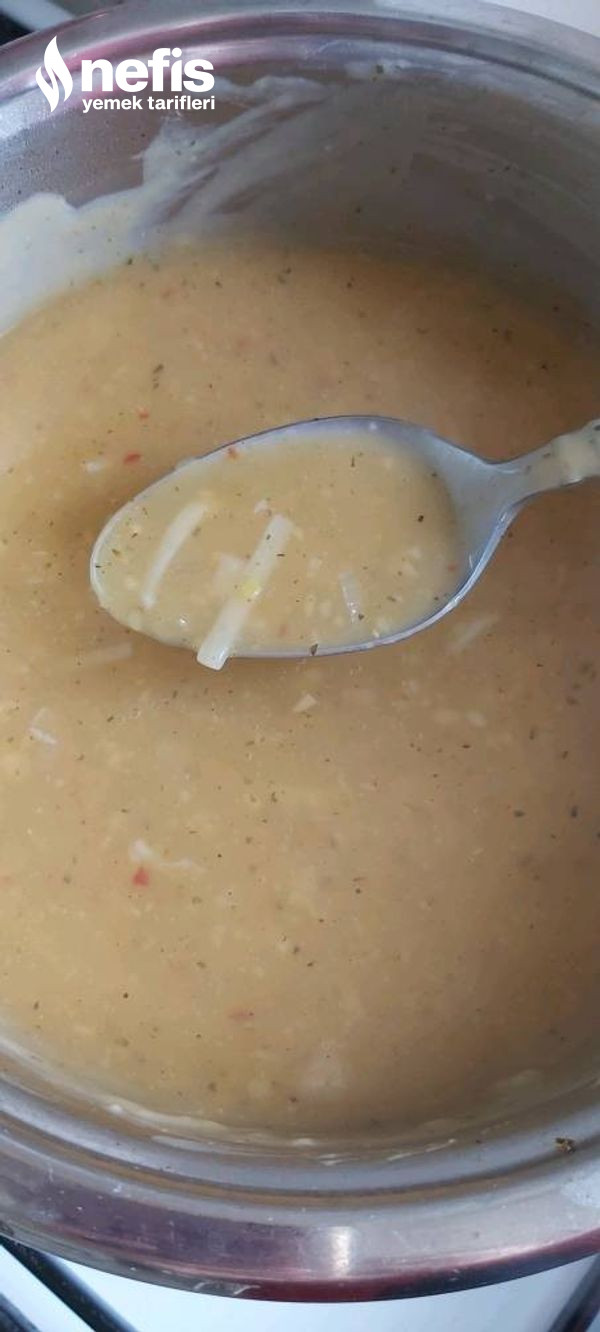 Erişteli Tarhana Çorbası