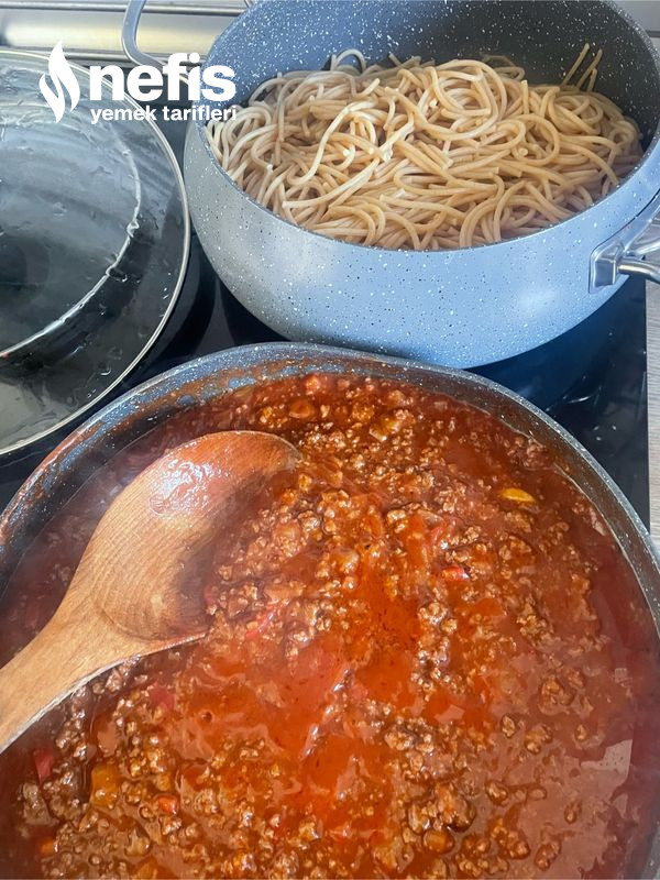 Tam Tahıllı Zeytinyağlı Spaghetti Bolognese