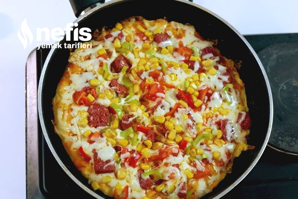 Tavada Fırın Kullanmadan Pizza Tarifi (Videolu)