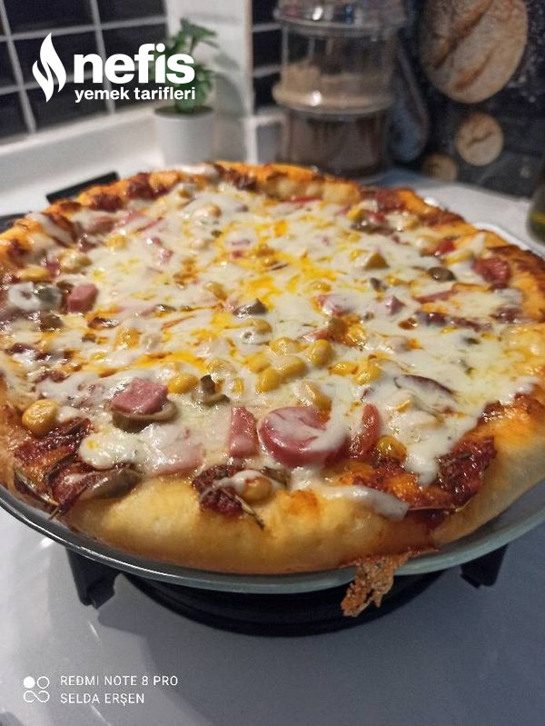 Pizza Tarifi (Evdeki Malzemelerle 5 Dk hazır)