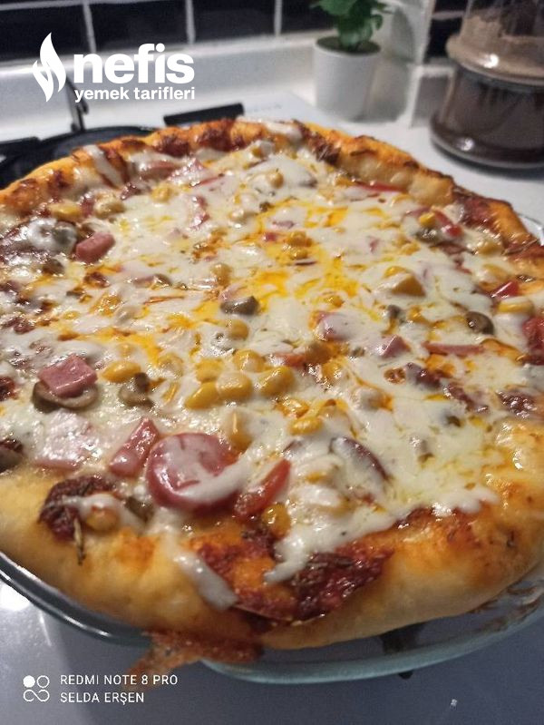 Pizza Tarifi (Evdeki Malzemelerle 5 Dk hazır)