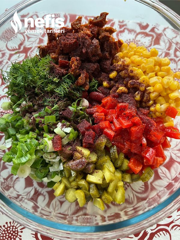 Mor Fasulye Salatası (Meksika Fasulye Salatası)
