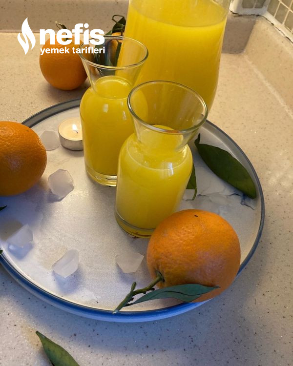 3 Portakal 1 Limon İle Nefis Limonata Tarifi
