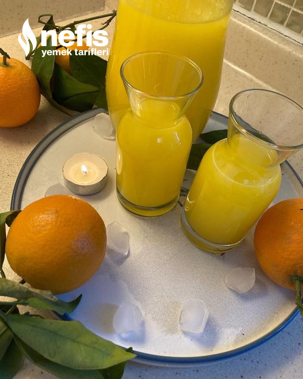 3 Portakal 1 Limon İle Nefis Limonata Tarifi